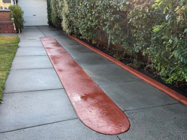 After: Driveway Cleaning